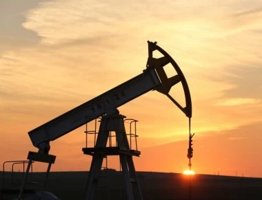 Ράλι στο πετρέλαιο λόγω ΗΠΑ και Ιράν - Στο +4,5% το Brent, κέρδη άνω του 6% για το αμερικανικό αργό